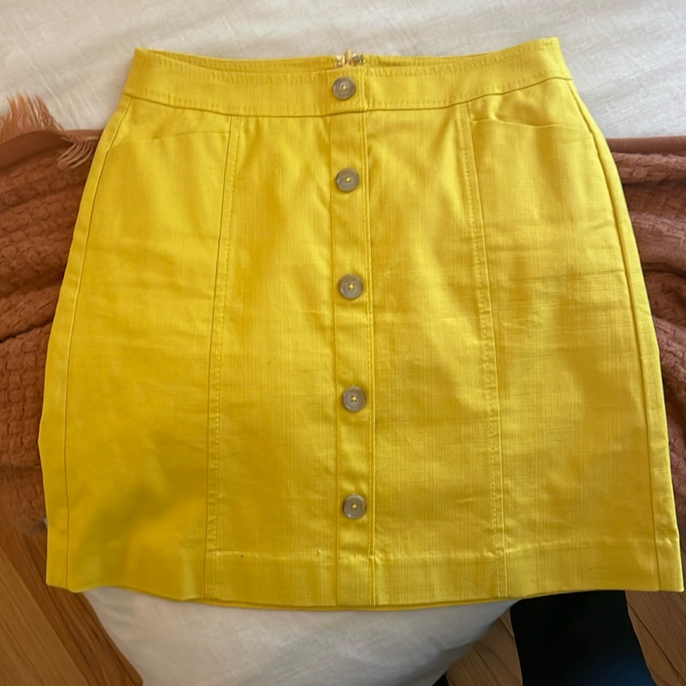 YELLOW LOFT SKIRT